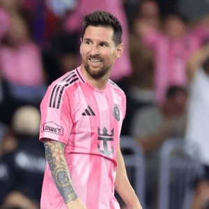 世界杯官网入口-梅西本场送出4次关键传球，对抗5胜1，22次丢失球权